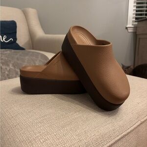 CROCS Tan and Brown Platform Mules